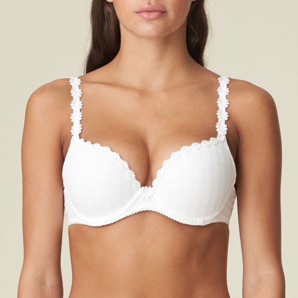New look push up Uk Bra sizes: 34,36,38,40,42 cup sizes D and DD Video not  mine Price-14,000