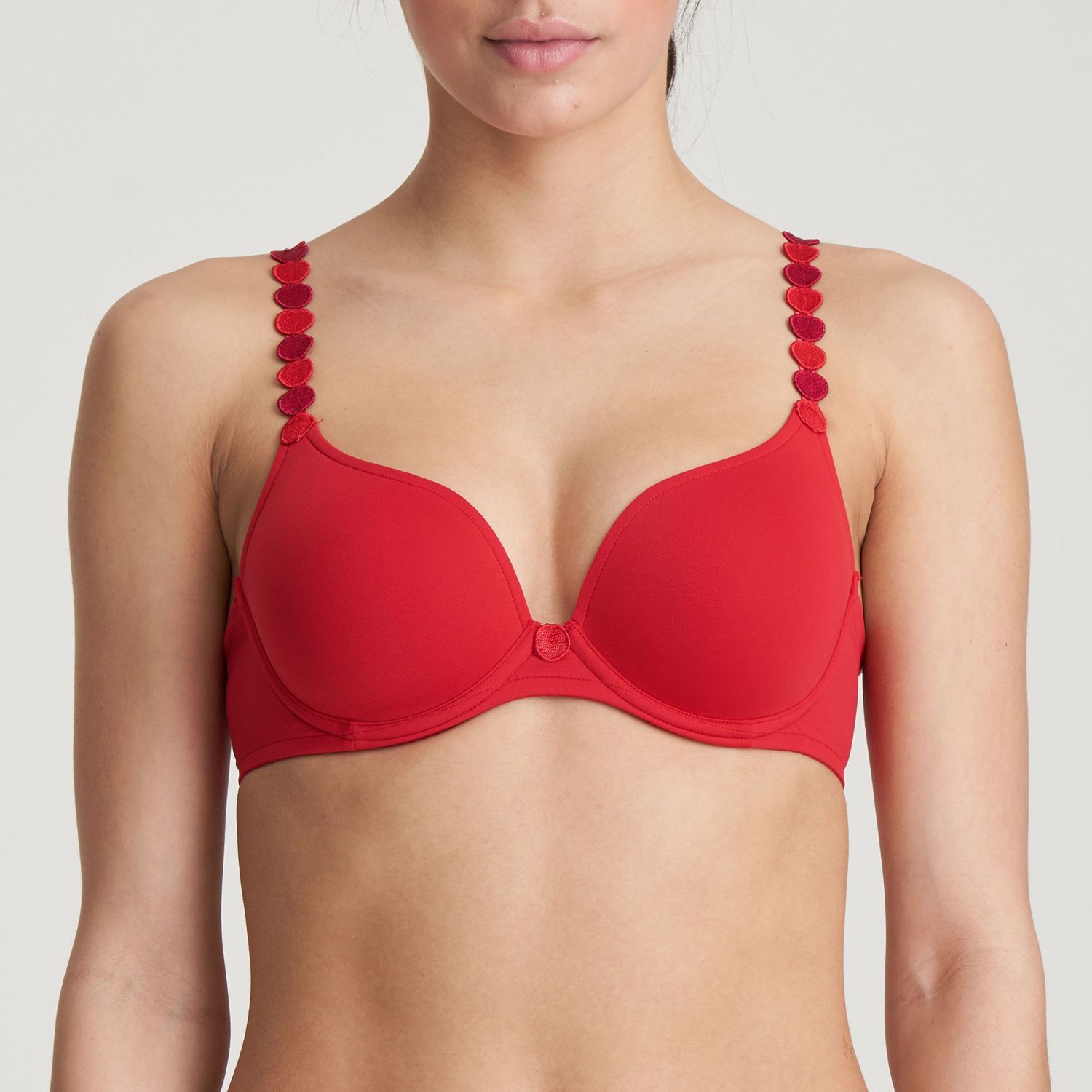 https://www.silksboutique.com/img/product/marie-jo-tom-heart-shape-bra-scarlet-32a-9003271-1600.jpg